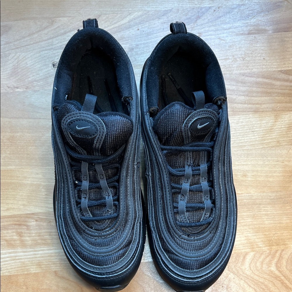 Nike Men’s Black Air Max 97 Style Sneakers